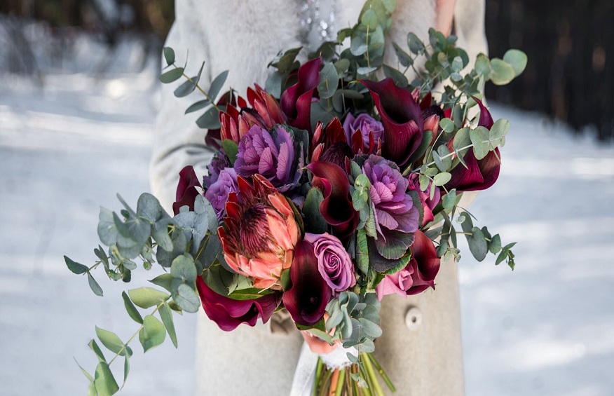 Gorgeous Wedding Flowers for Winter
