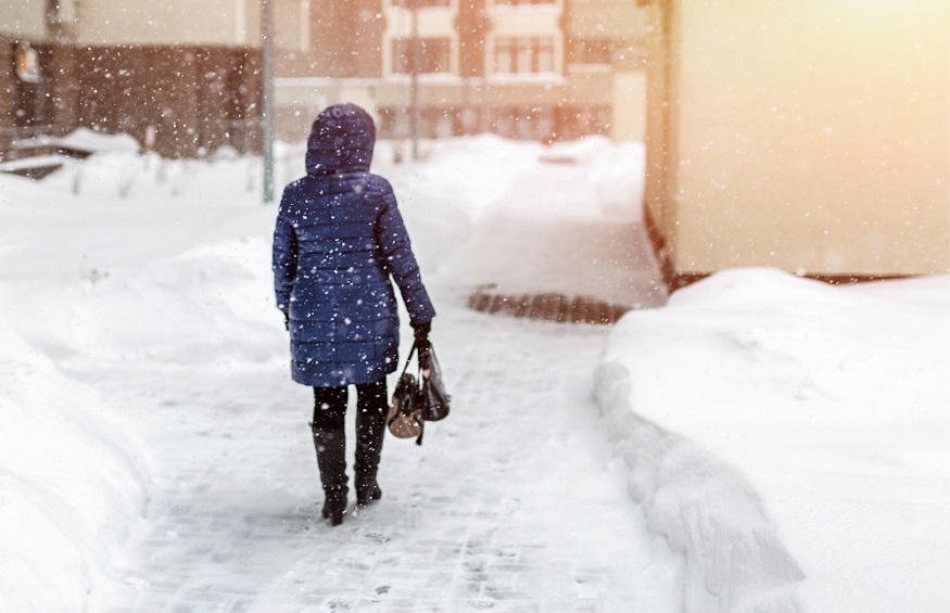 5 Safety Tips for Walking in Winter Weather